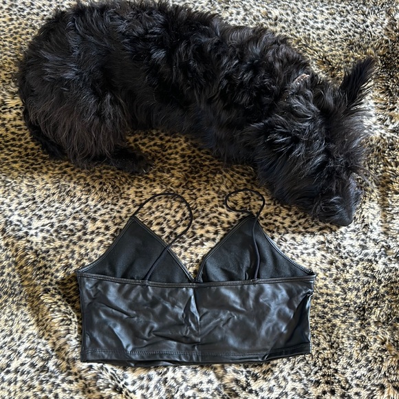 Cute faux leather bralette - Picture 2 of 3